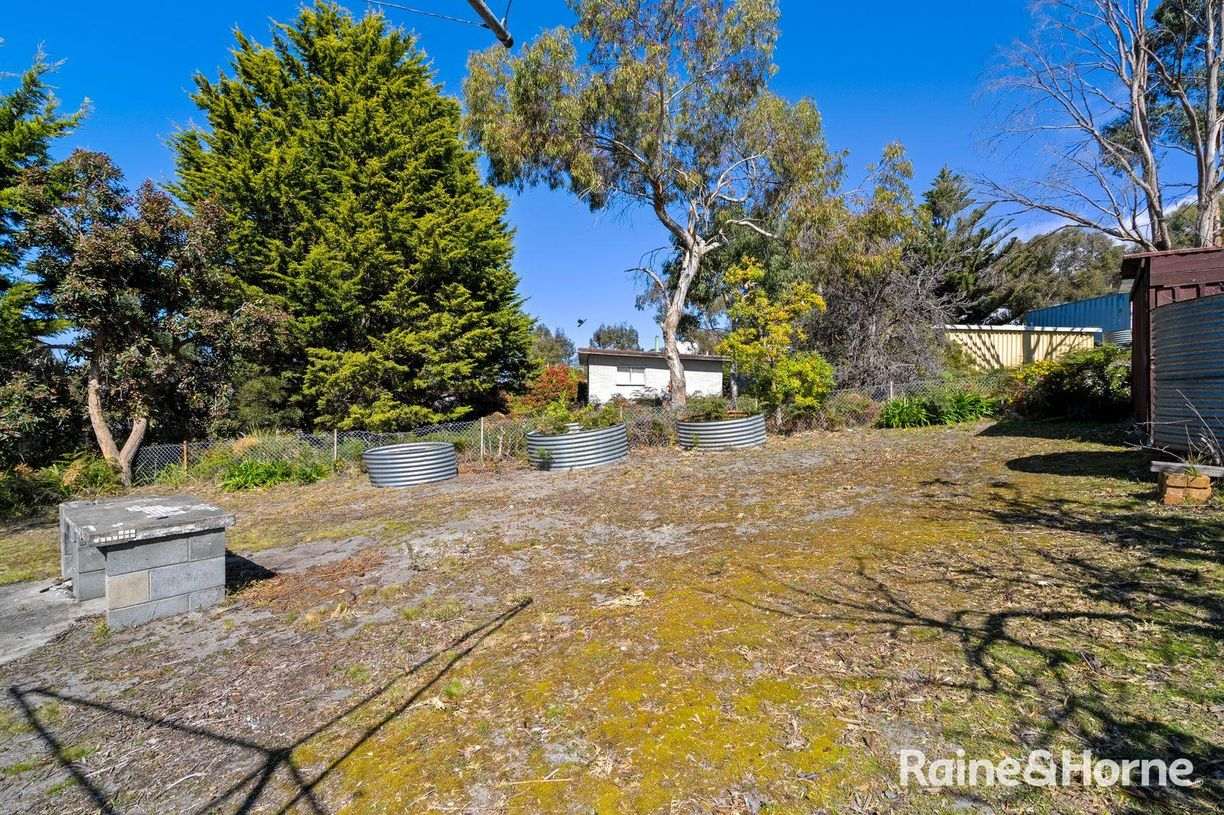 12 Falcon Street — photo 26 of 30