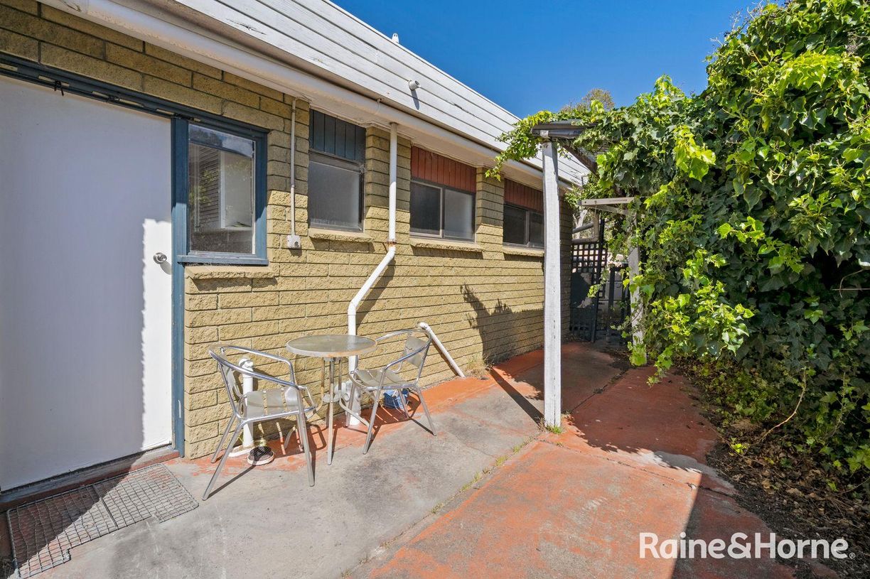 12 Falcon Street — photo 27 of 30