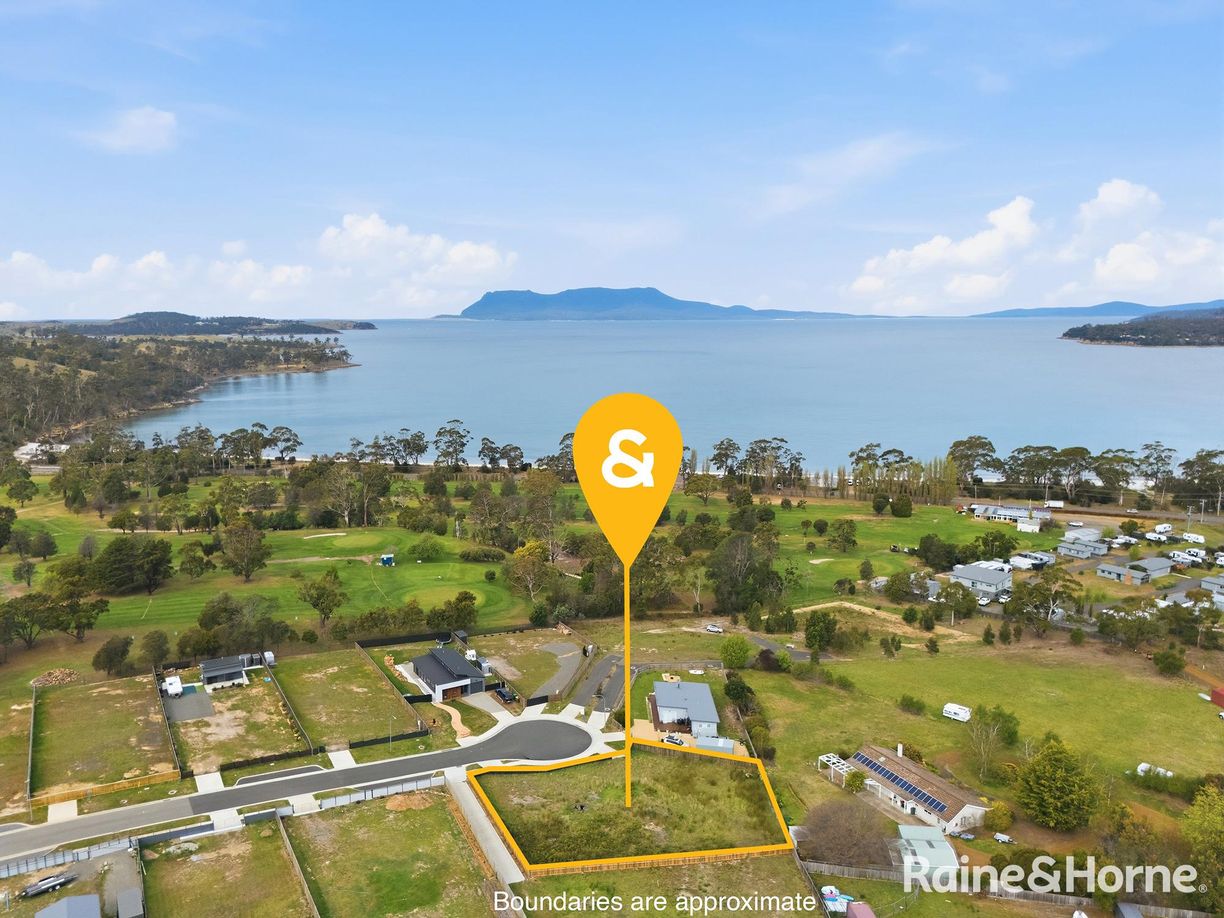 18 Mace Court — photo from Raine & Horne Sorell