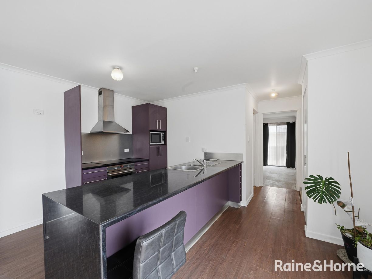 16 Victoria Street — photo 11 of 30