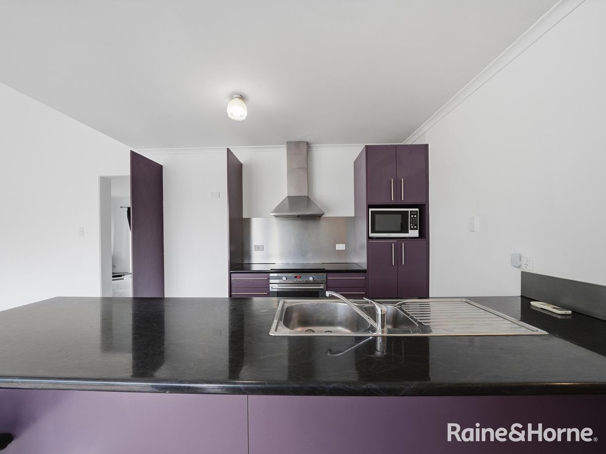 16 Victoria Street — photo 12 of 30
