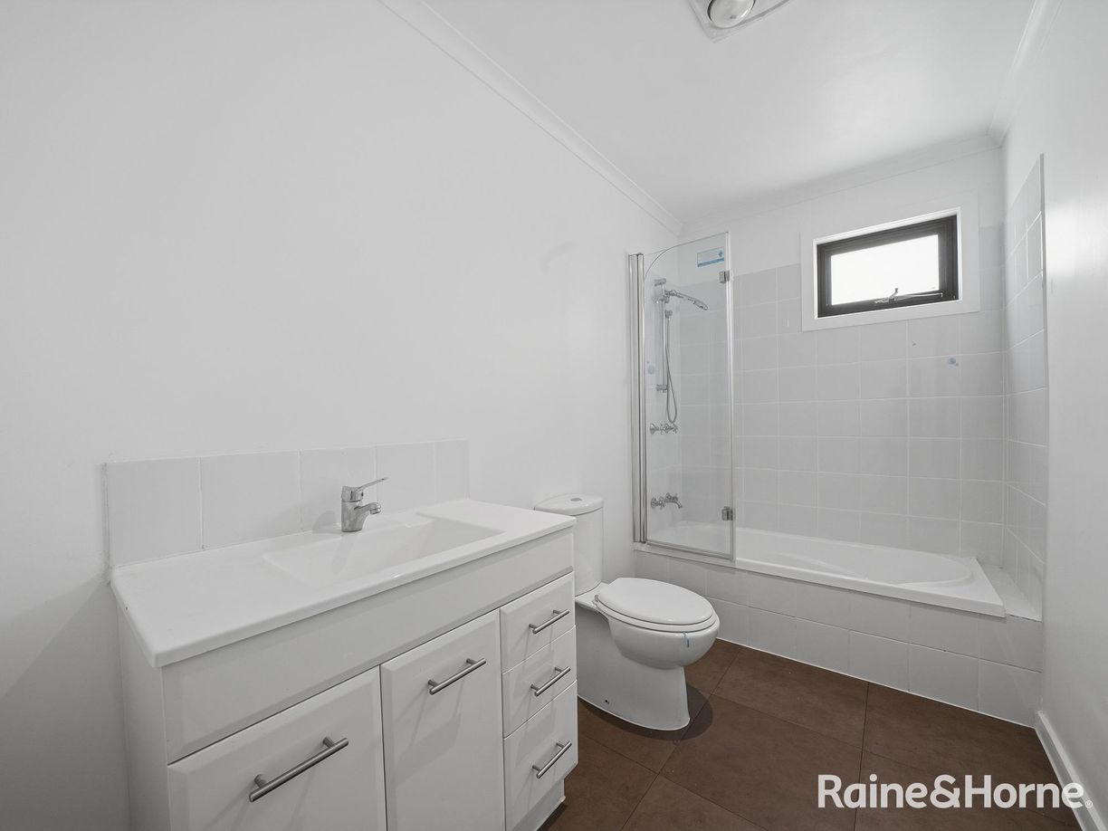 16 Victoria Street — photo 17 of 30