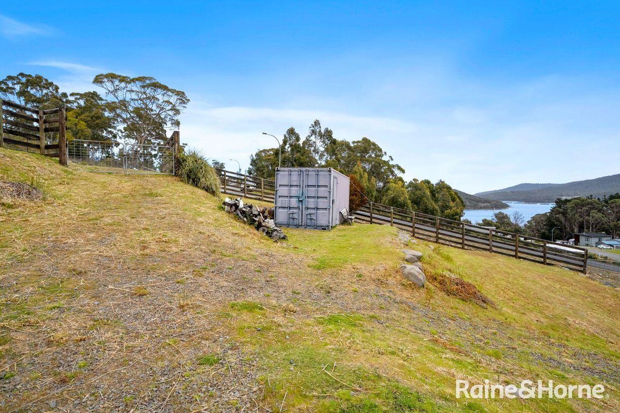 12 Mundy Court — photo 7 of 19