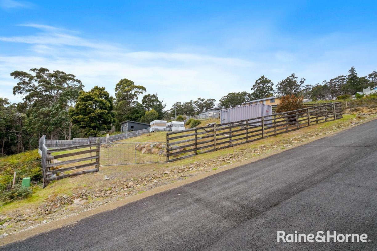 12 Mundy Court — photo 16 of 19