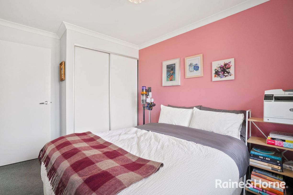 2/32 Henry Street — photo 14 of 22