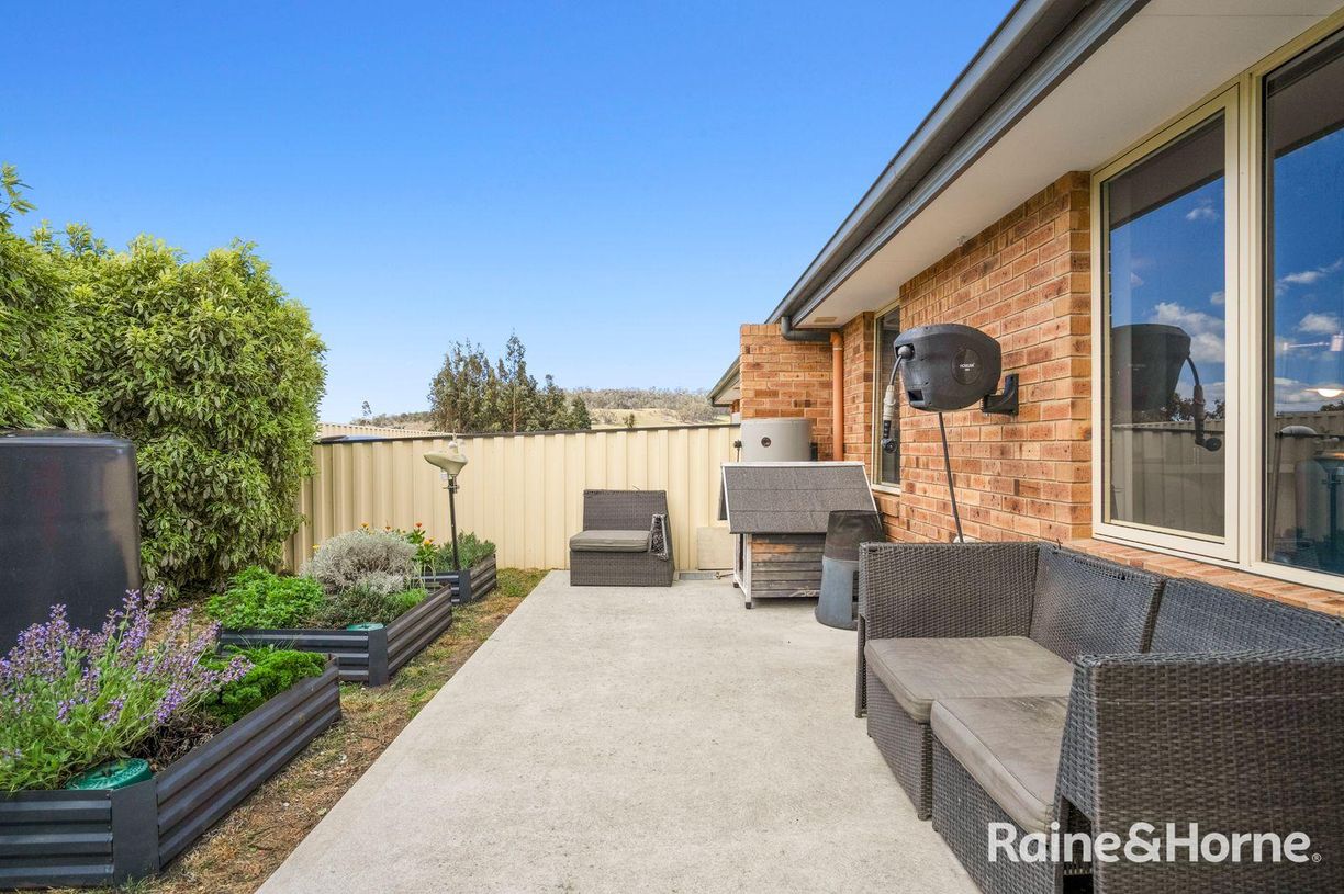 2/32 Henry Street — photo 19 of 22