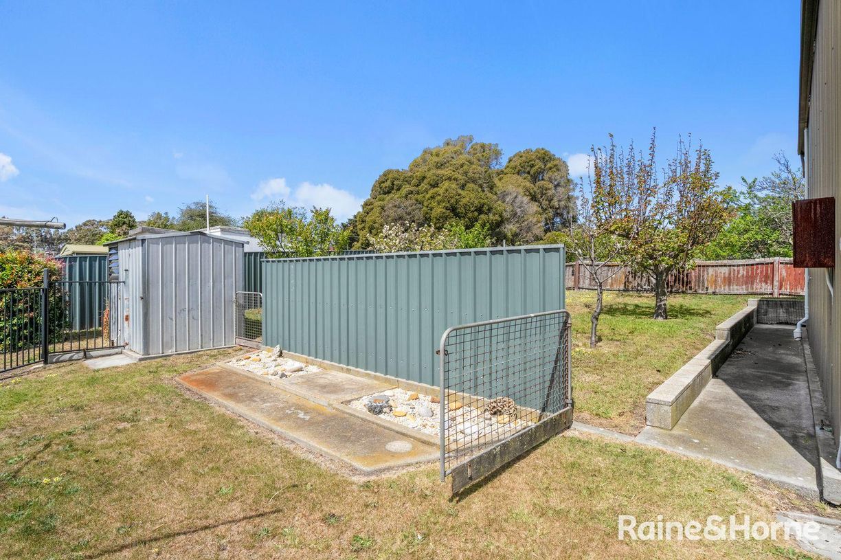 24 Roberts Street — photo 26 of 30