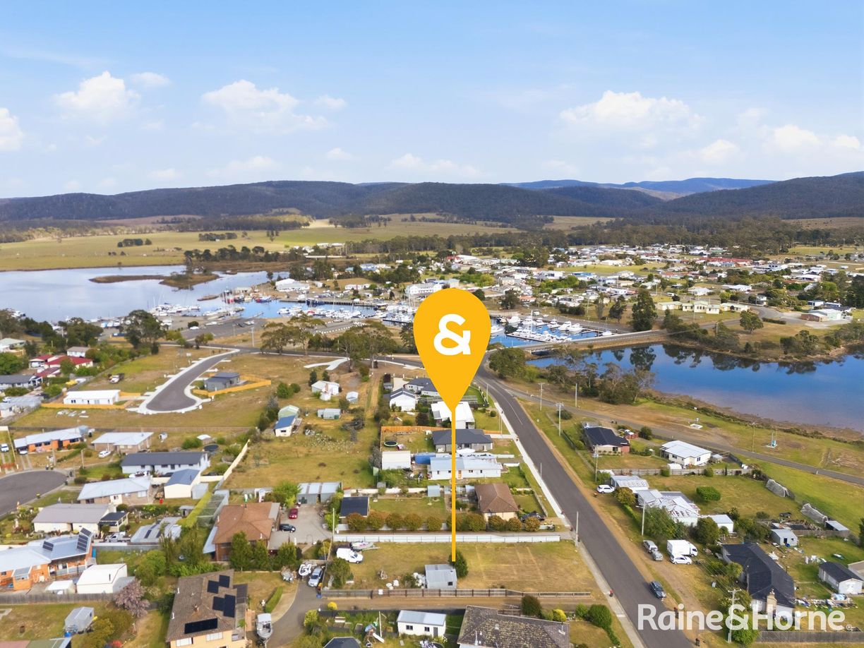 12 Boyle Street — photo from Raine & Horne Sorell