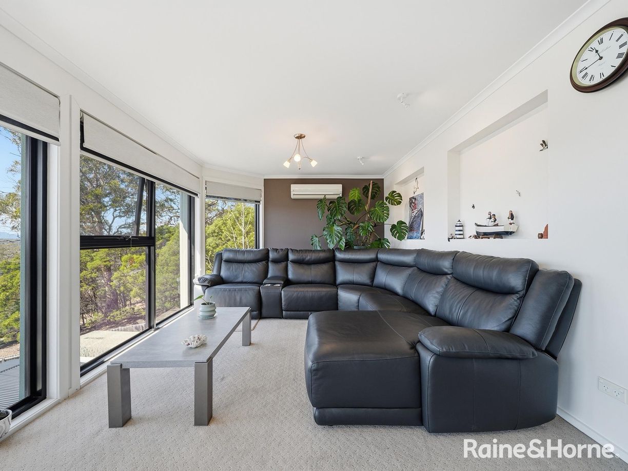 5 Sea View Crescent — photo 4 of 30
