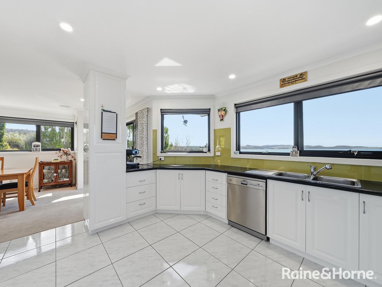 5 Sea View Crescent — photo 6 of 30
