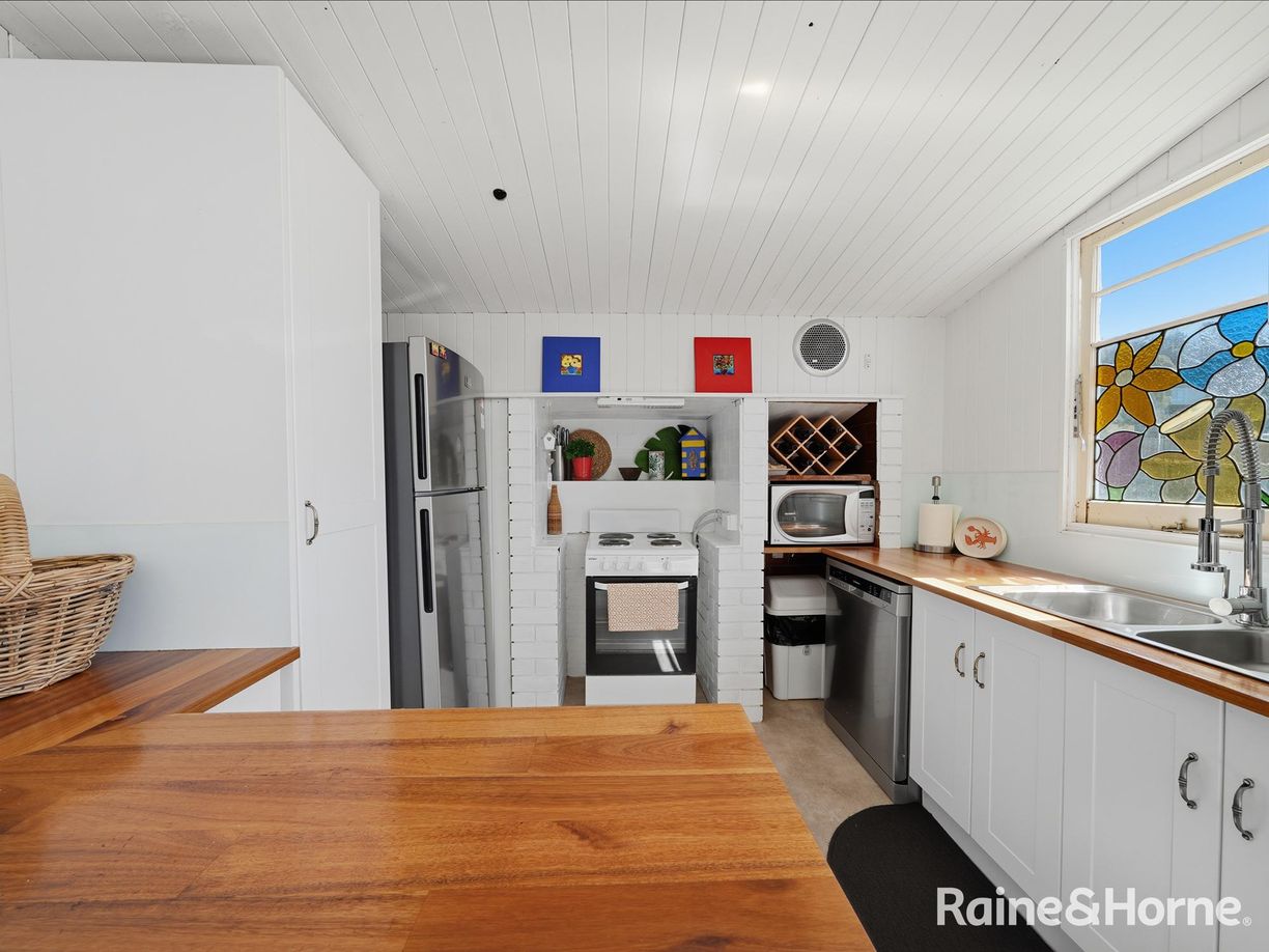 18 Charles Street — photo 17 of 30