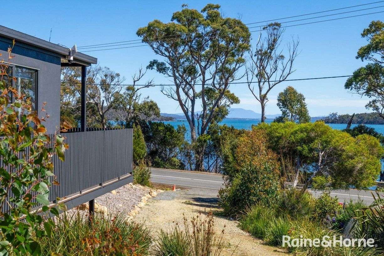 5685 Arthur Highway — photo from Raine & Horne Sorell