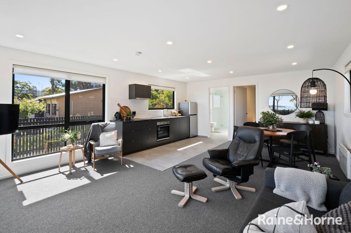5685 Arthur Highway — photo 10 of 30