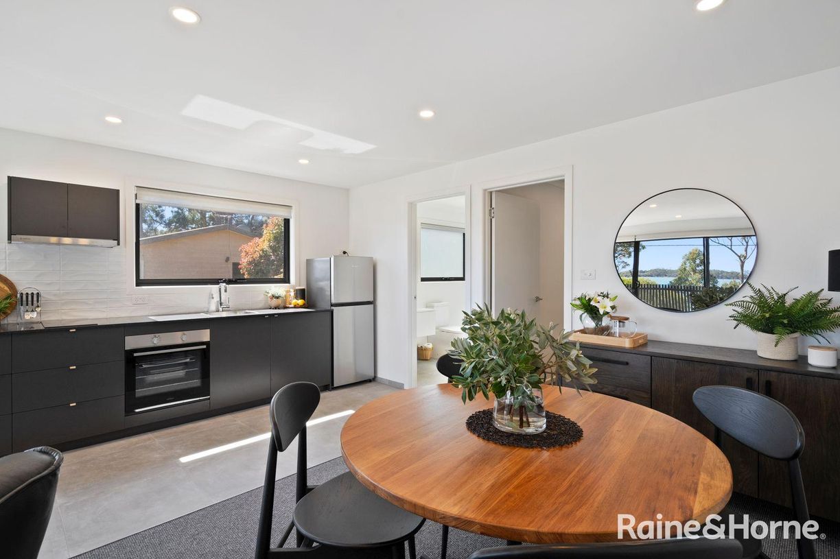 5685 Arthur Highway — photo 16 of 30
