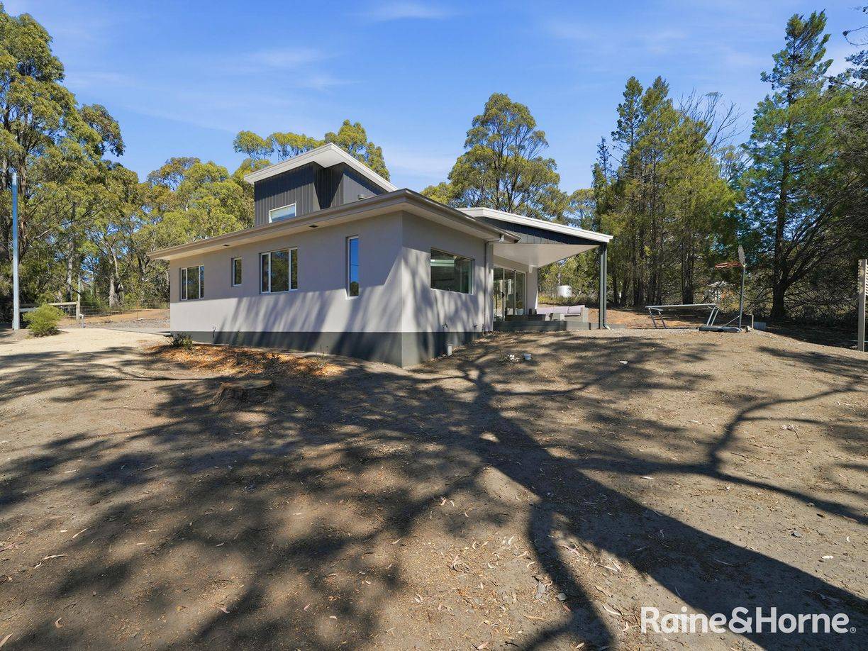10a Happy Valley Road — photo 26 of 30