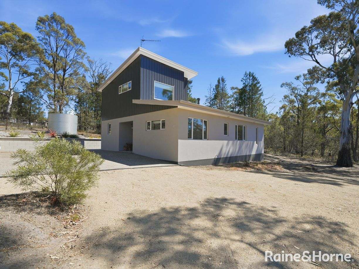 10a Happy Valley Road — photo 28 of 30