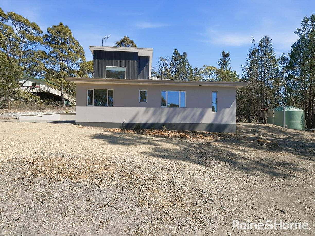 10a Happy Valley Road — photo 29 of 30
