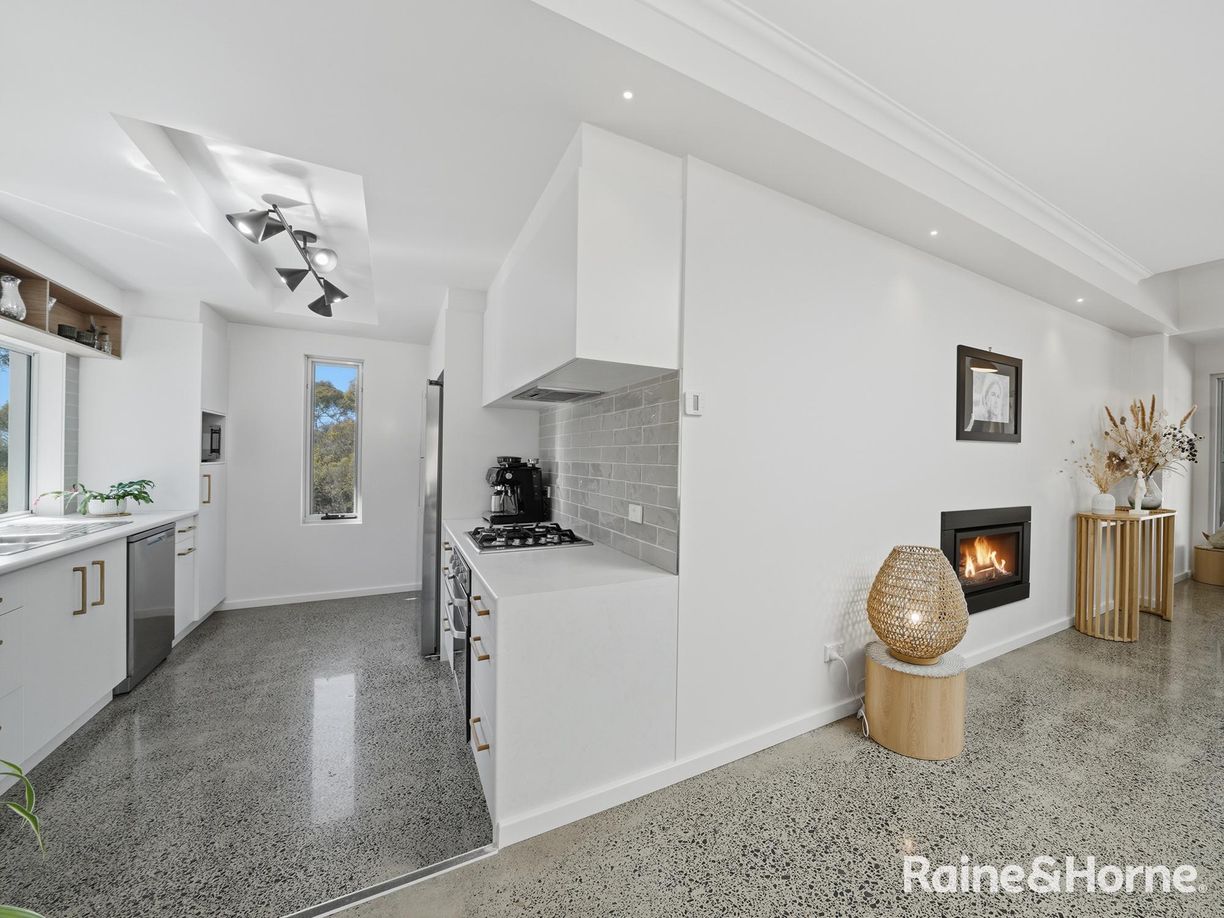 10a Happy Valley Road — photo 7 of 30