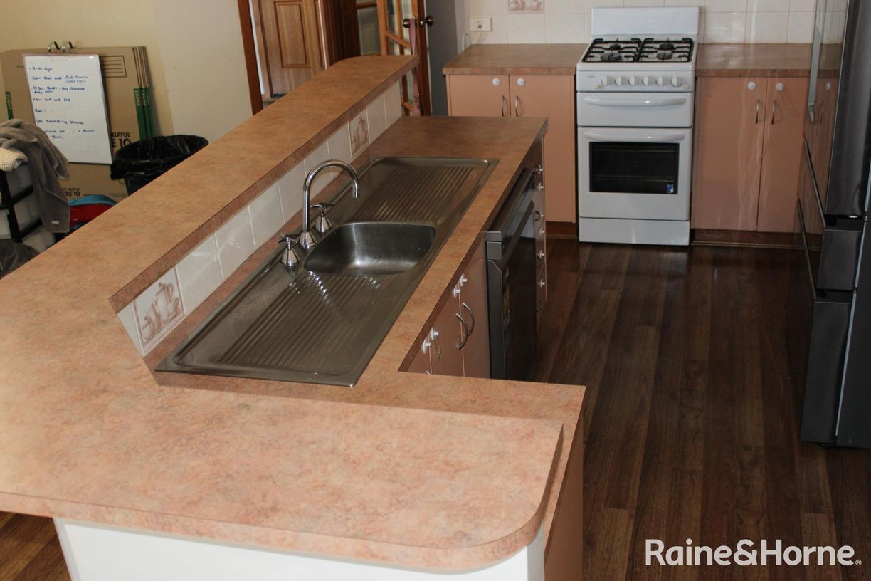 41 Quandong Street — photo 4 of 12