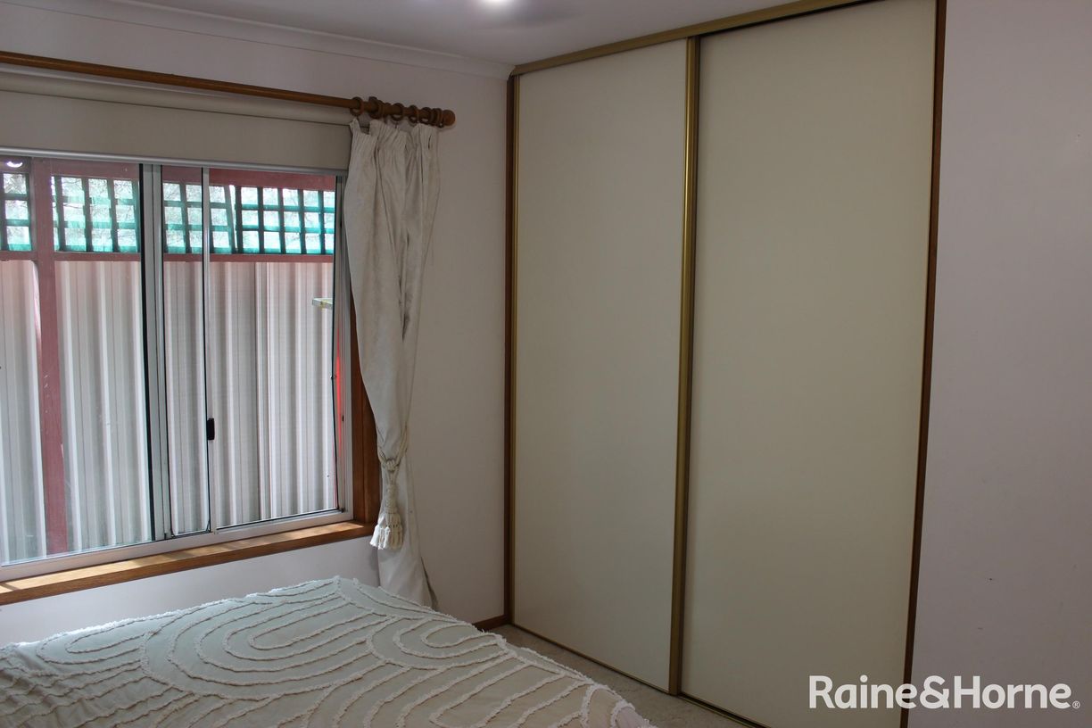 41 Quandong Street — photo 11 of 12
