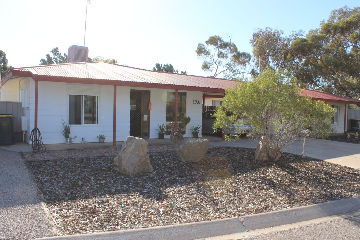 1/17A Kennebery Crescent — photo 8 of 8