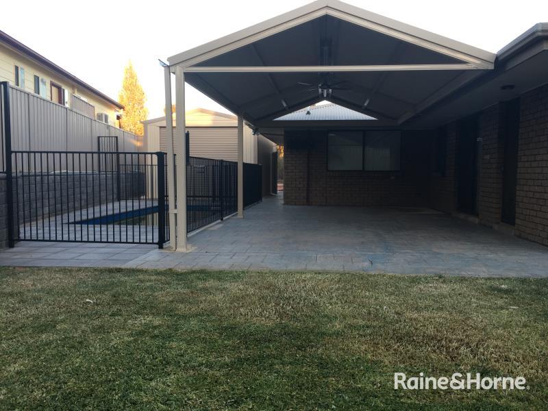 2a Emeroo Court — photo 3 of 7