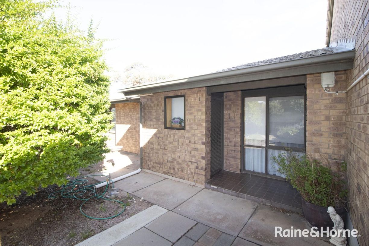 3/13 Mellor Street — photo from Raine & Horne Port Augusta RLA 216874