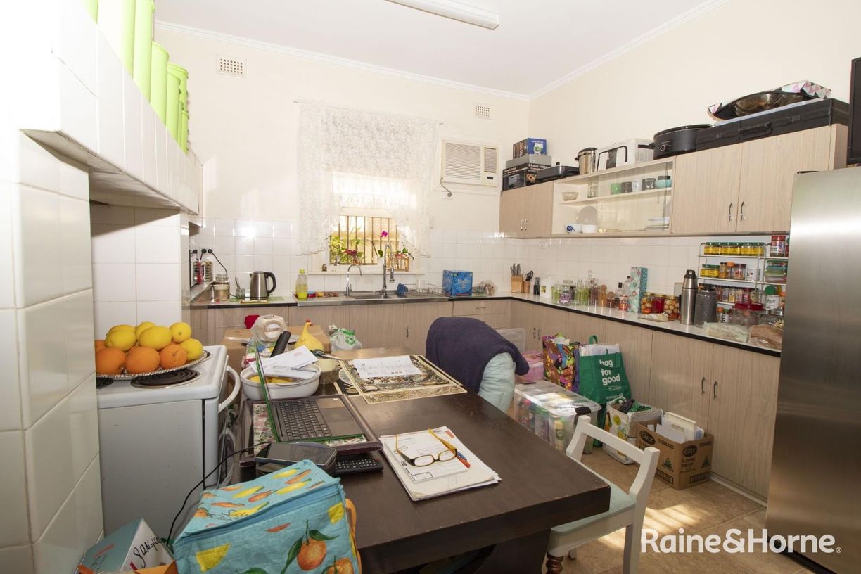 8 Frome Street — photo 4 of 10