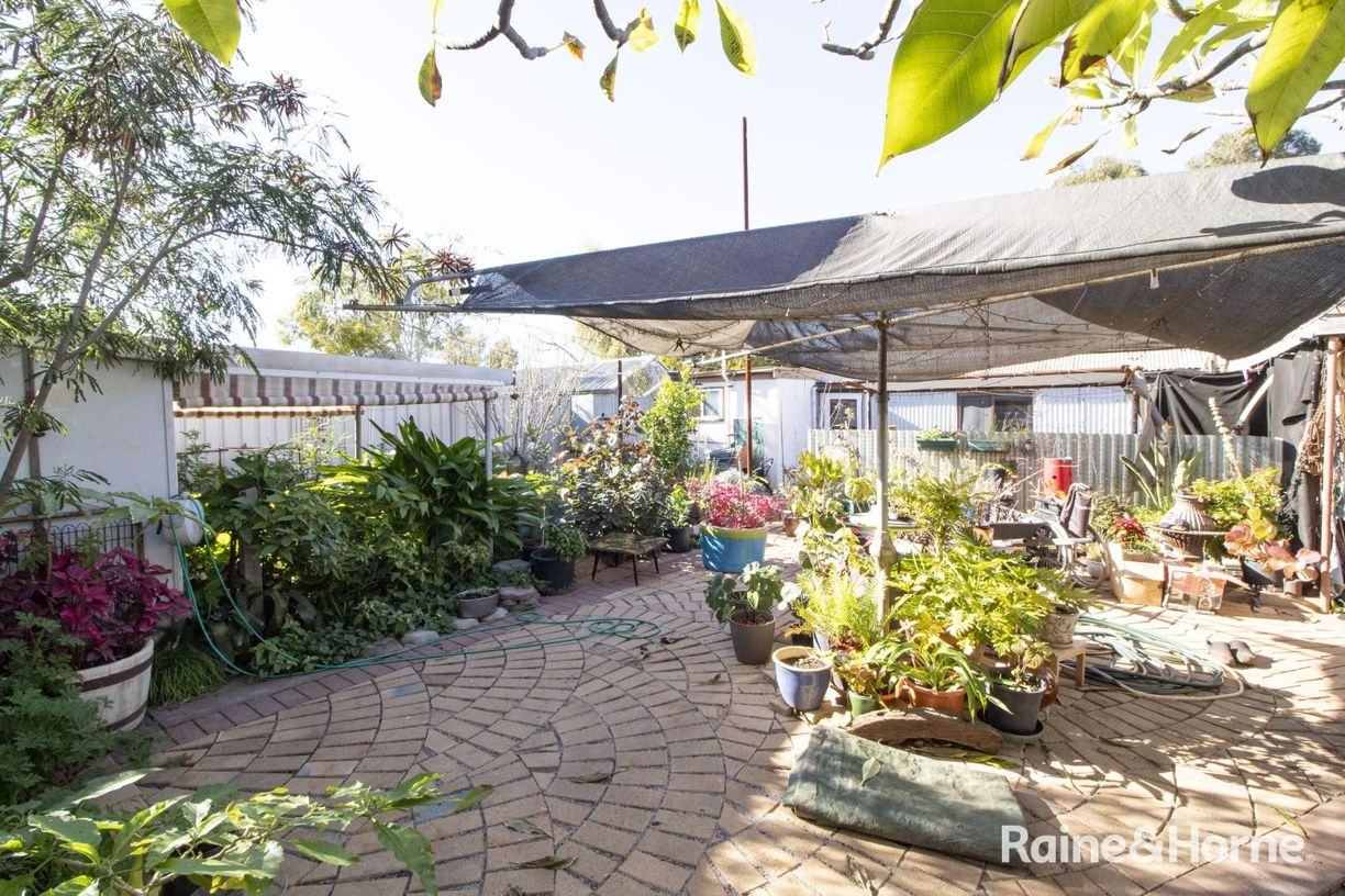 8 Frome Street — photo 9 of 10
