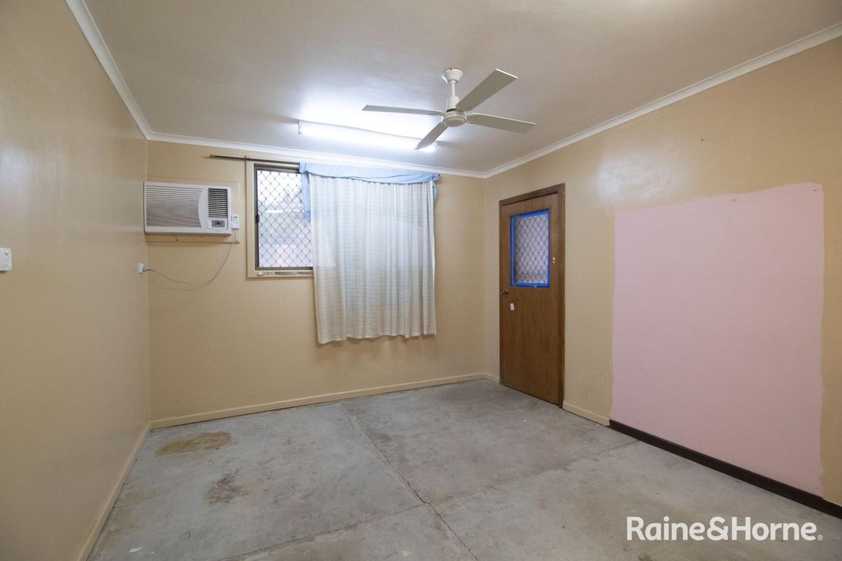 56A and 56B Tassie Street — photo 7 of 19
