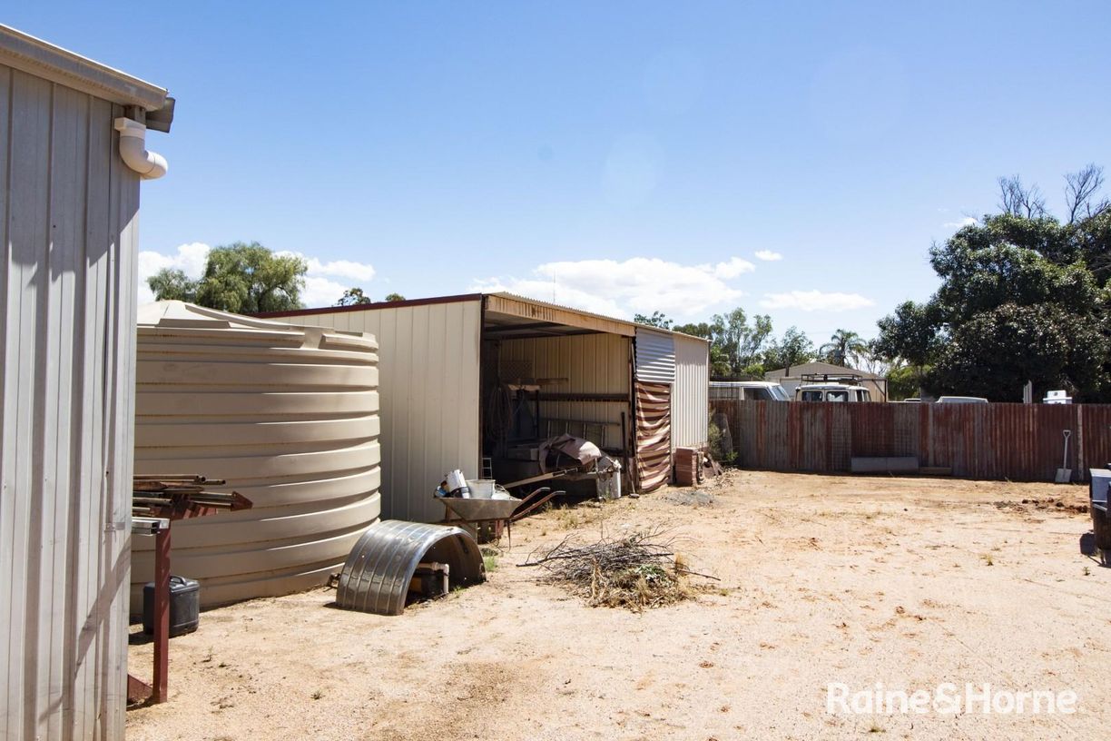 19 Kanyaka Avenue — photo 24 of 24