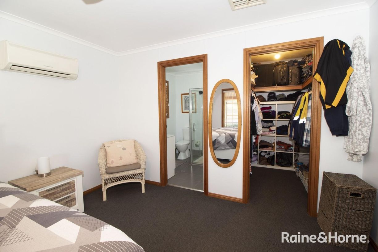 19 Kanyaka Avenue — photo 13 of 24