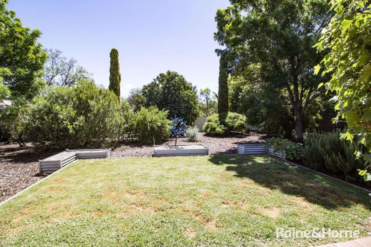 19 Kanyaka Avenue — photo 21 of 24