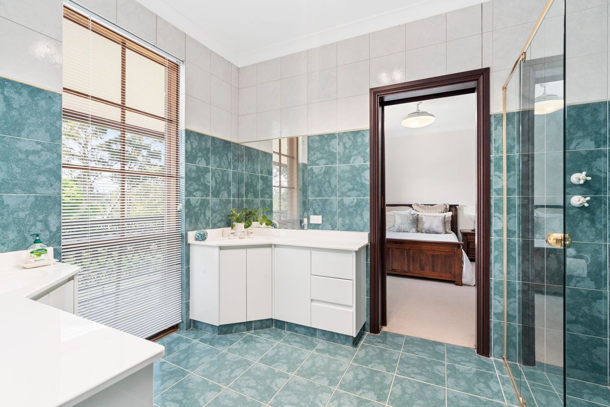 40 Farnham Road — photo 17 of 29