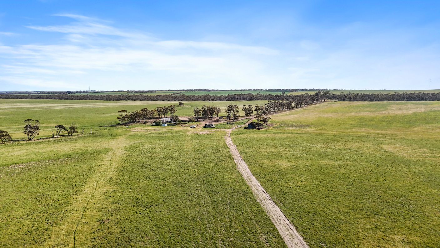 4910 Mallee Highway — photo 9 of 30