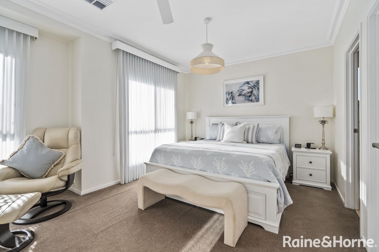 26 Glenalbyn Close — photo 3 of 30
