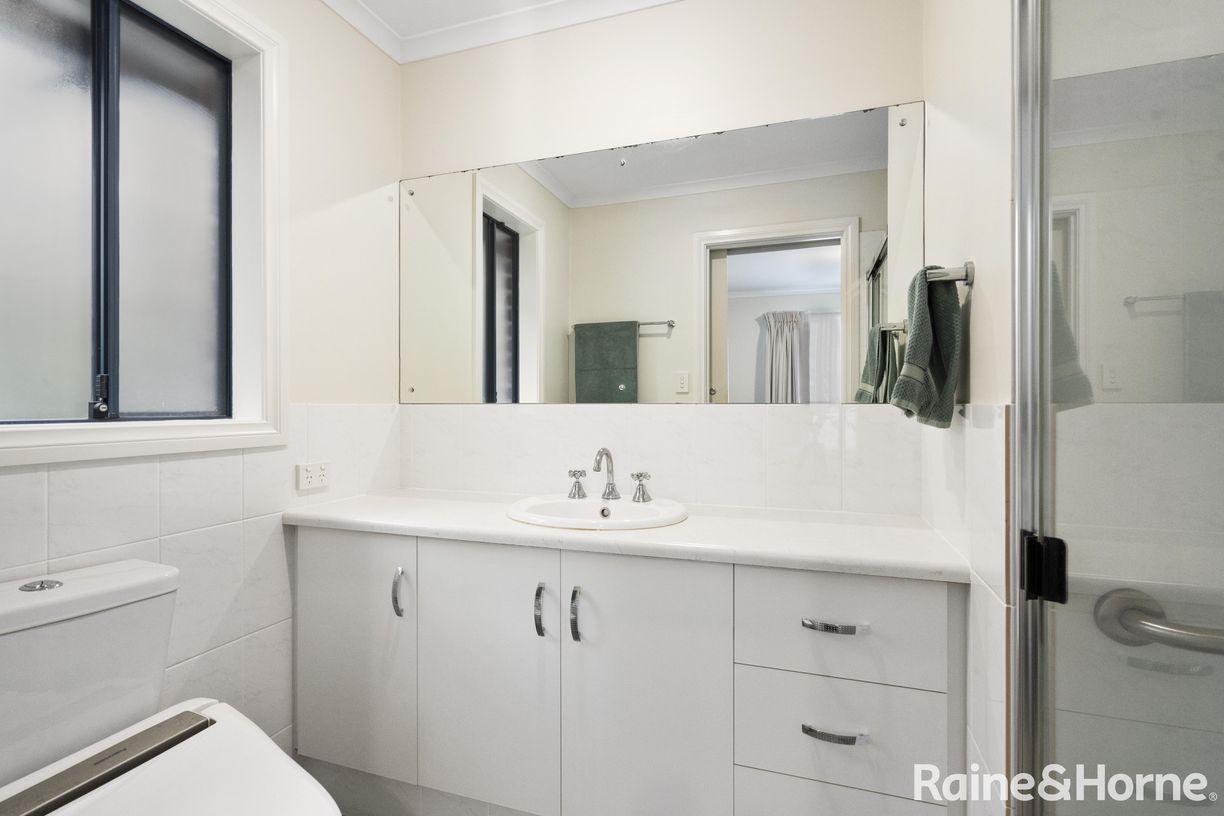 5 Fairweather Drive — photo 10 of 25