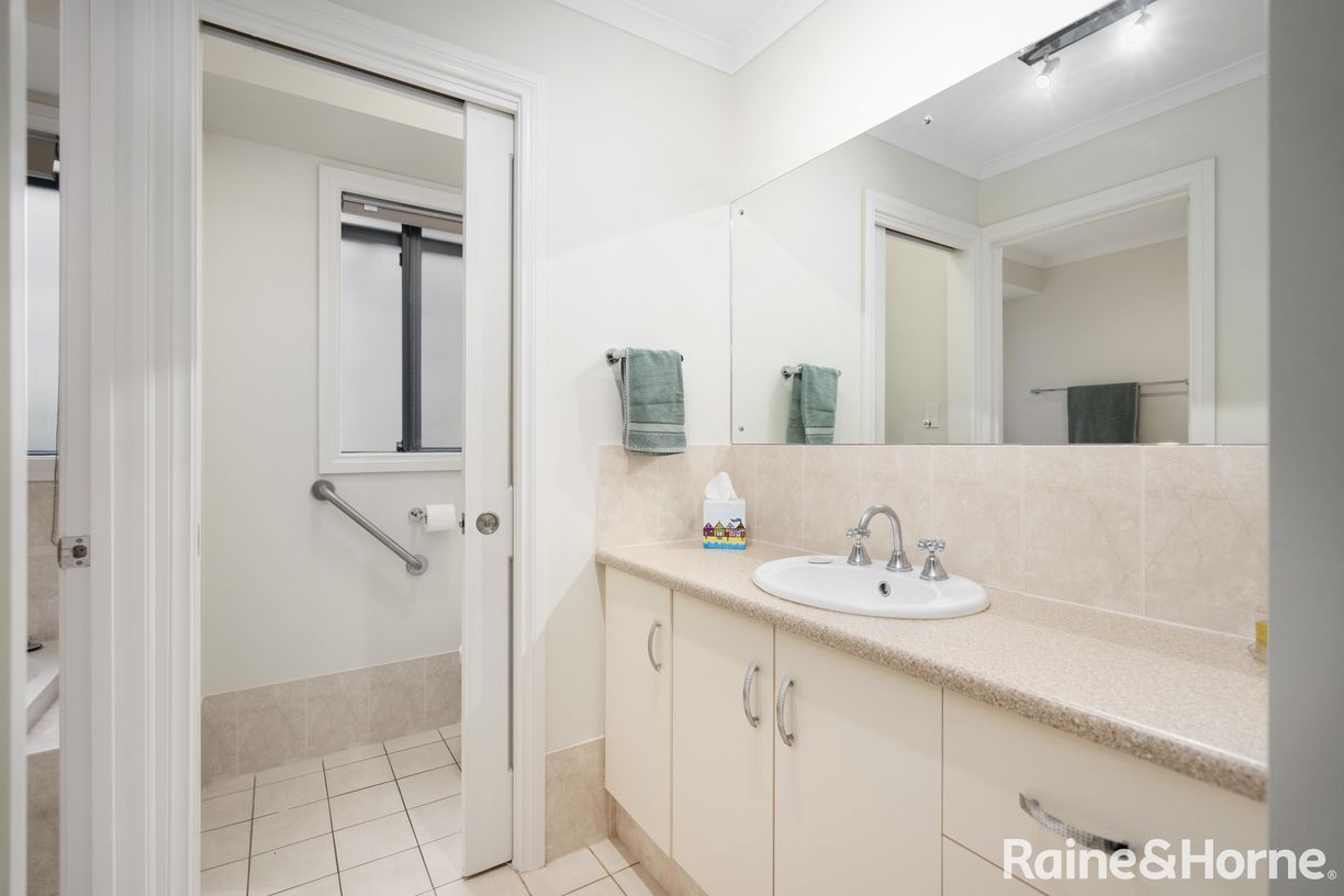 5 Fairweather Drive — photo 14 of 25