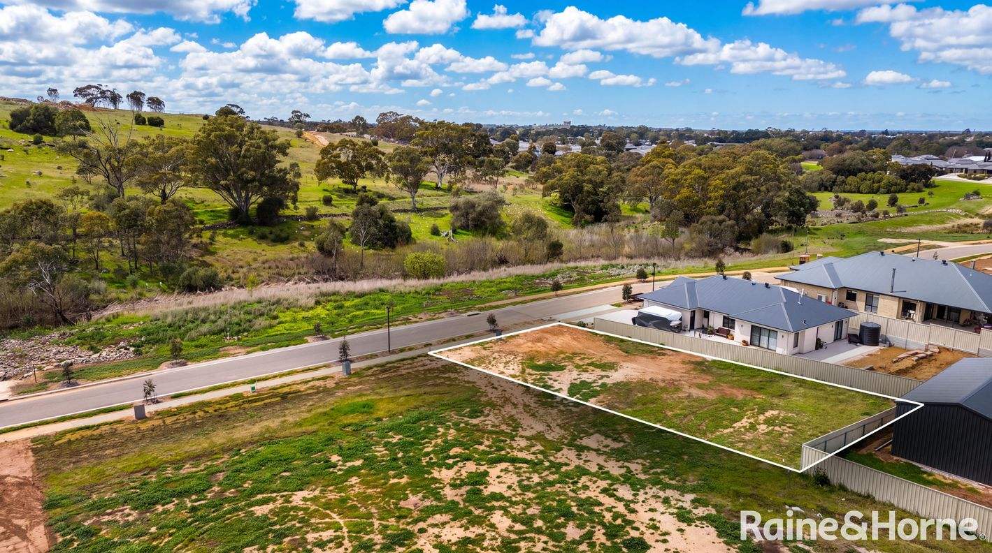 A280 Braemar Drive — photo 5 of 13
