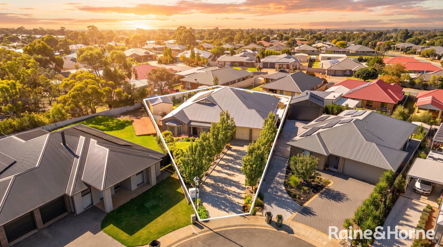 34 Bateman Street — photo from Raine & Horne Hills & Fleurieu RLA 316138