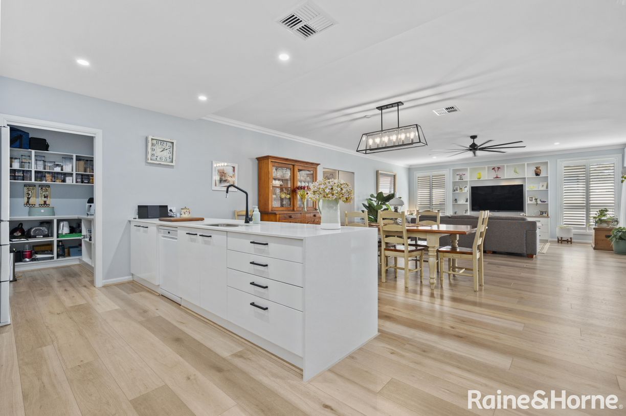 34 Bateman Street — photo 5 of 30