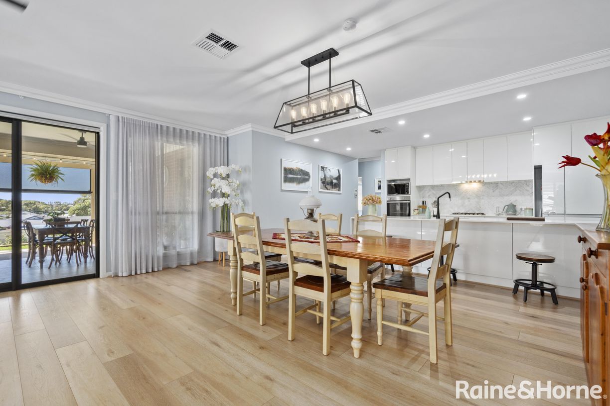 34 Bateman Street — photo 3 of 30