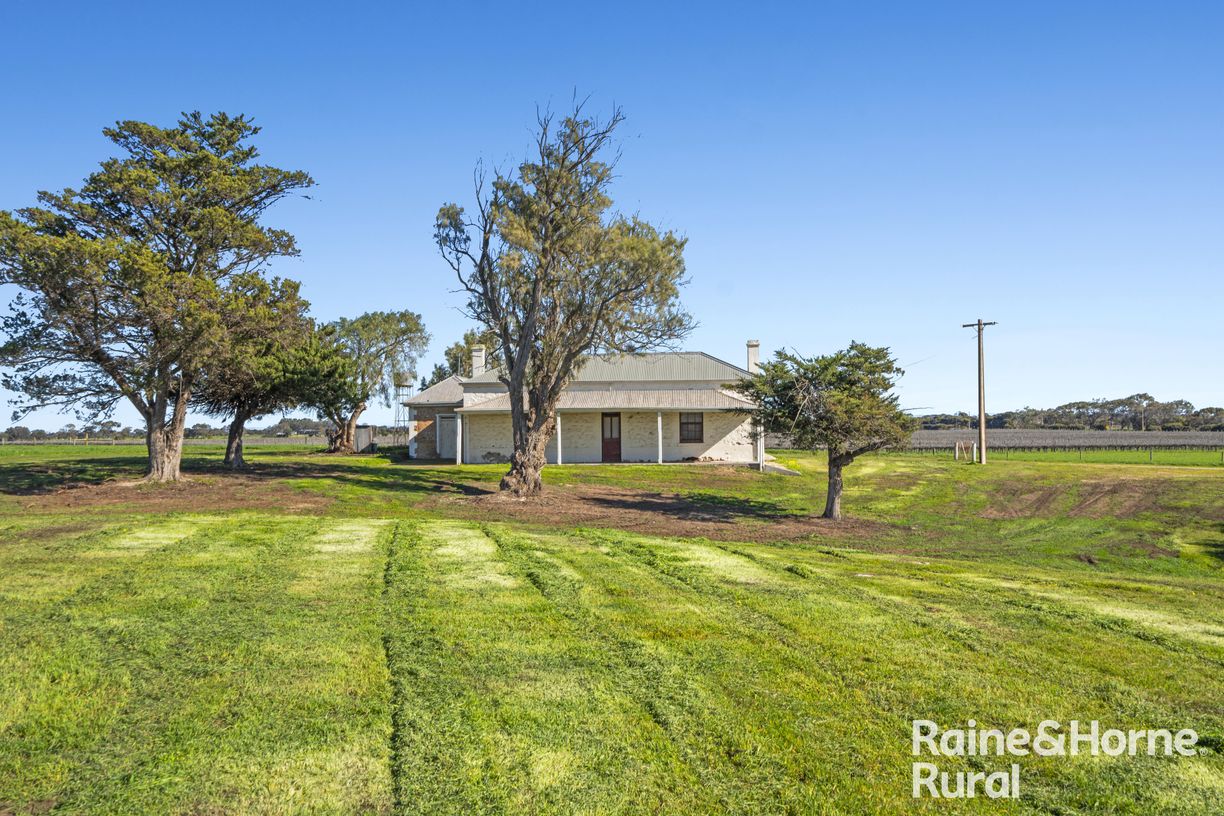 144 Verco Road — photo from Raine & Horne Hills & Fleurieu RLA 316138