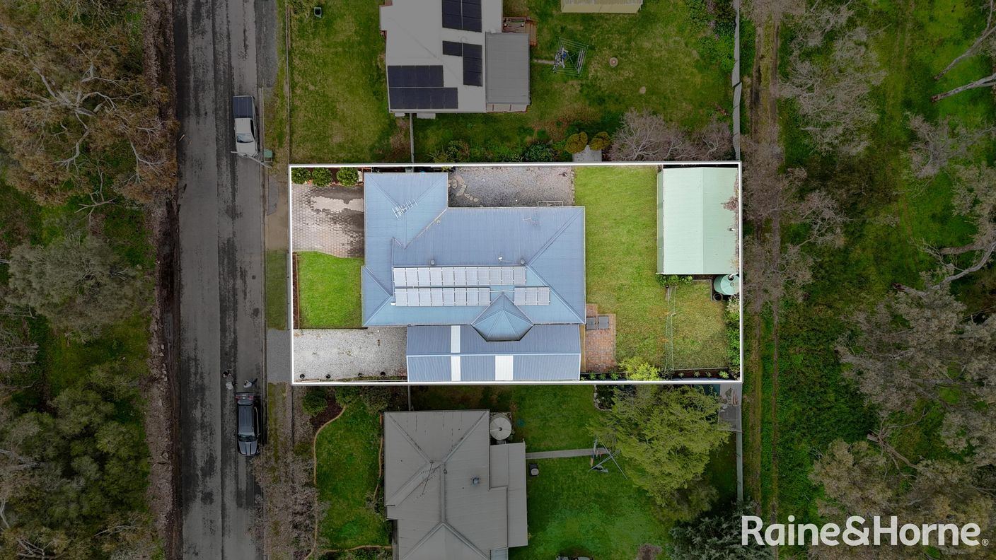 16 Smillie Street — photo 23 of 24