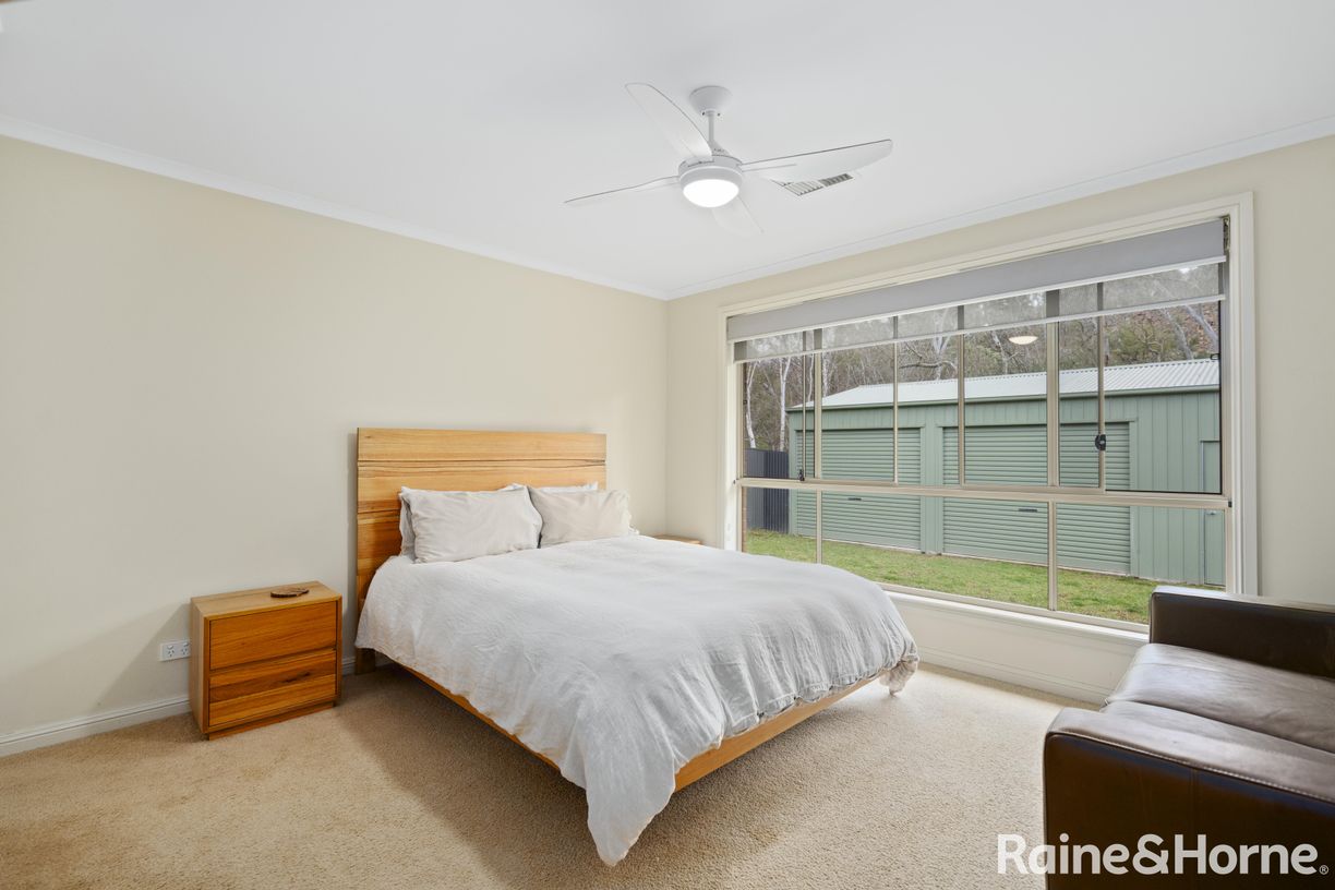 16 Smillie Street — photo 12 of 24