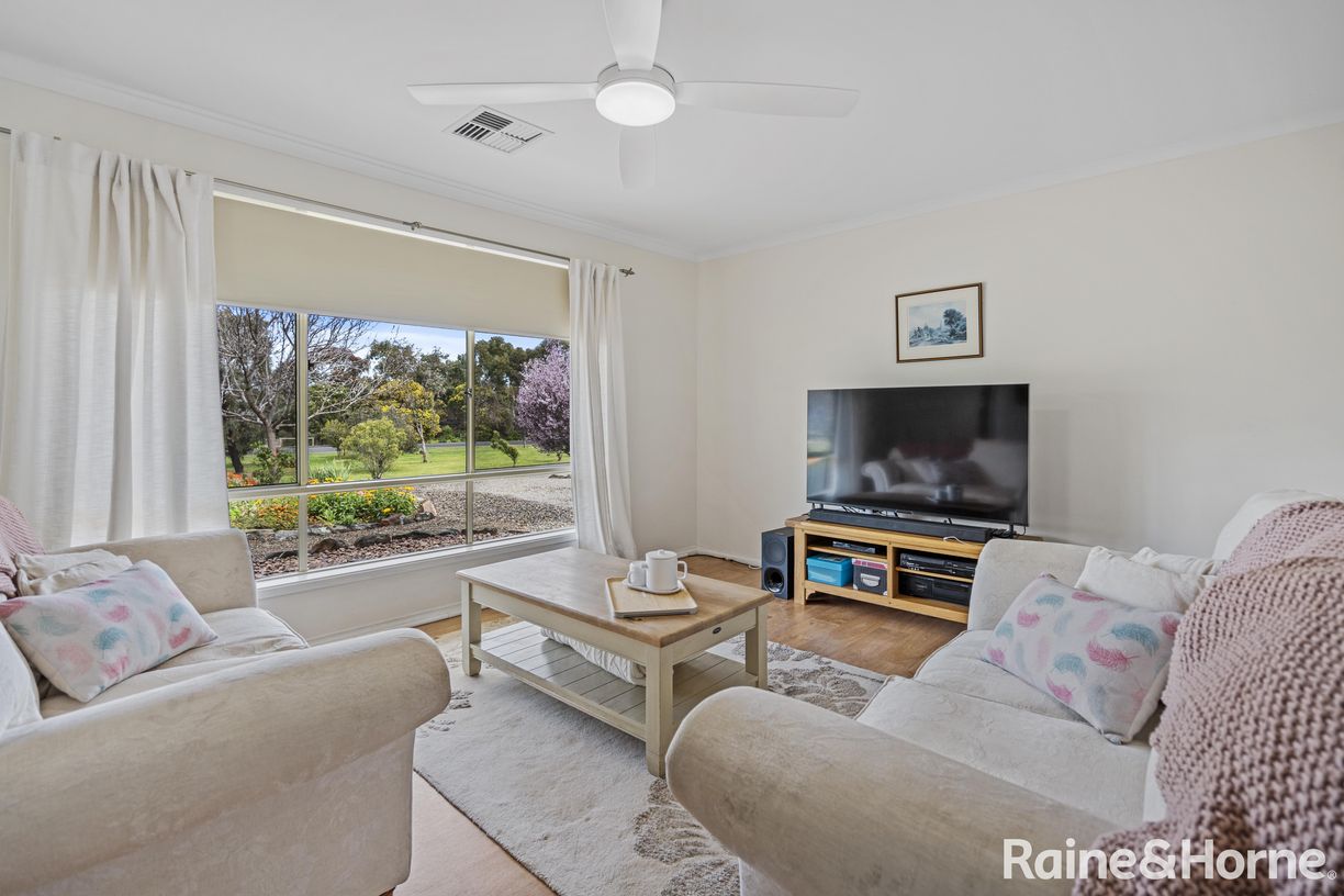 27 Lockaba Drive — photo 8 of 30