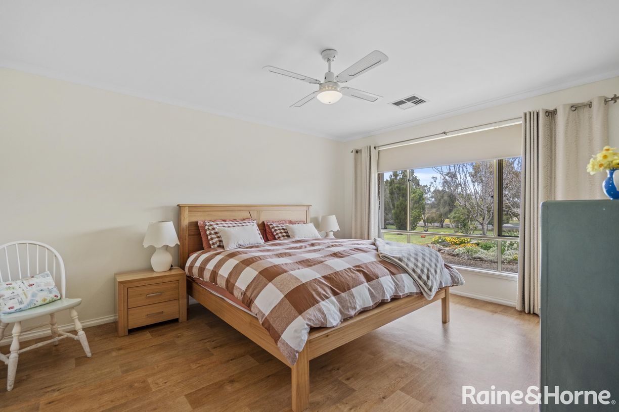 27 Lockaba Drive — photo 10 of 30