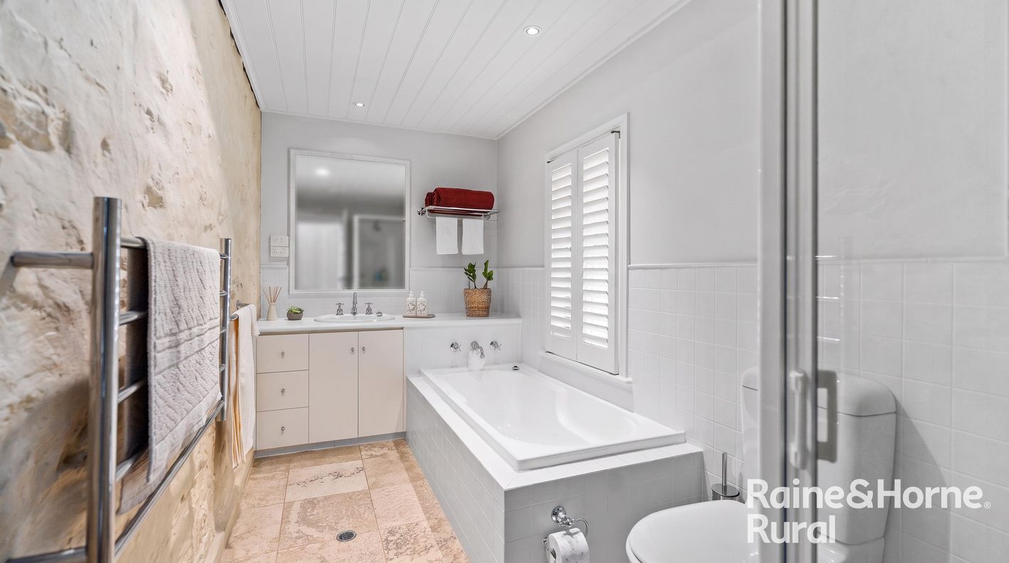 184 Wattle Flat Road — photo 17 of 30