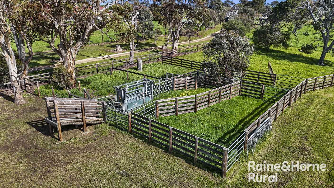 184 Wattle Flat Road — photo 22 of 30