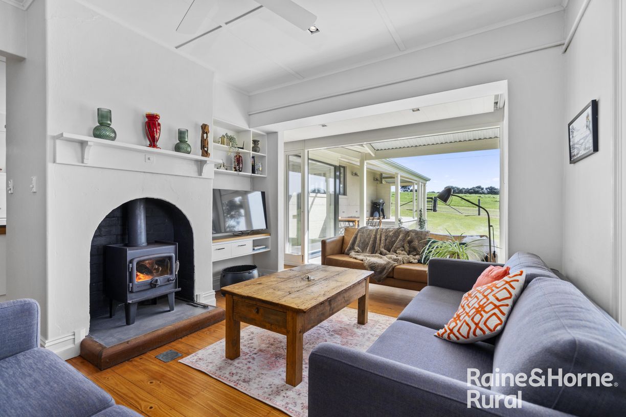 184 Wattle Flat Road — photo 11 of 30